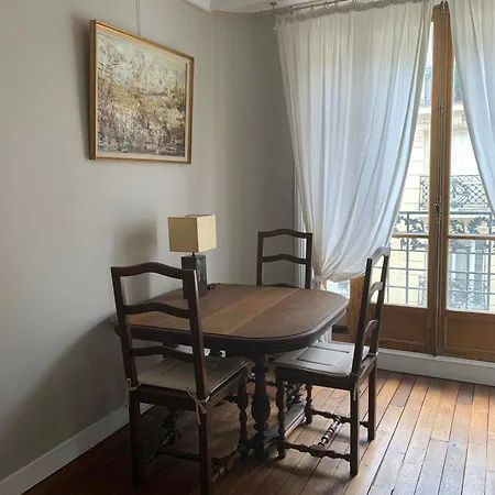 Ravissant Apartamento